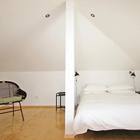 Duplex Castor Poeta Lägenhet *